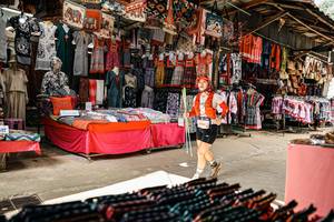 BIB: 
                            <button type="button" onclick="openModal(25389356)" class="btn btn-primary btn-sm float-right btn-popup" data-toggle="modal" data-target=".modal-high-quality">
                        <i class="fas fa-shopping-cart"></i> Add to Cart
                    </button>
                                            <button type="button" onclick="isThisMe(25389356, true)" class="btn btn-success btn-sm float-right btn-popup btn-isme hidden" data-toggle="tooltip" data-placement="bottom" title="นี่คือรูปของคุณใช่ไหม คลิกที่นี่เพื่อเอาเข้าอัลบั้ม">
                        <i class="fas fa-plus"></i> Add to album
                    </button>
                    <button type="button" onclick="isThisMe(25389356, false)" class="btn btn-warning btn-sm float-right btn-popup btn-isnotme hidden">
                        <i class="fas fa-ban"></i> Remove from album
                    </button>